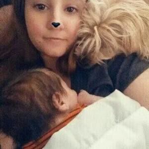 Meet your Posher, Alyssa